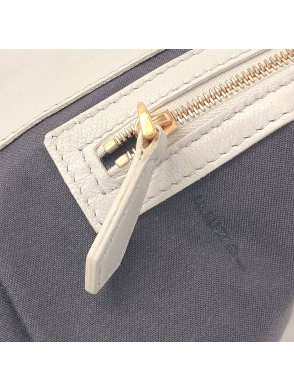 Fendi Mamma Bucket 2-Way Handbag Calf - Picture 8 of 15